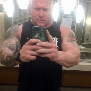 Meet your Posher, Marc