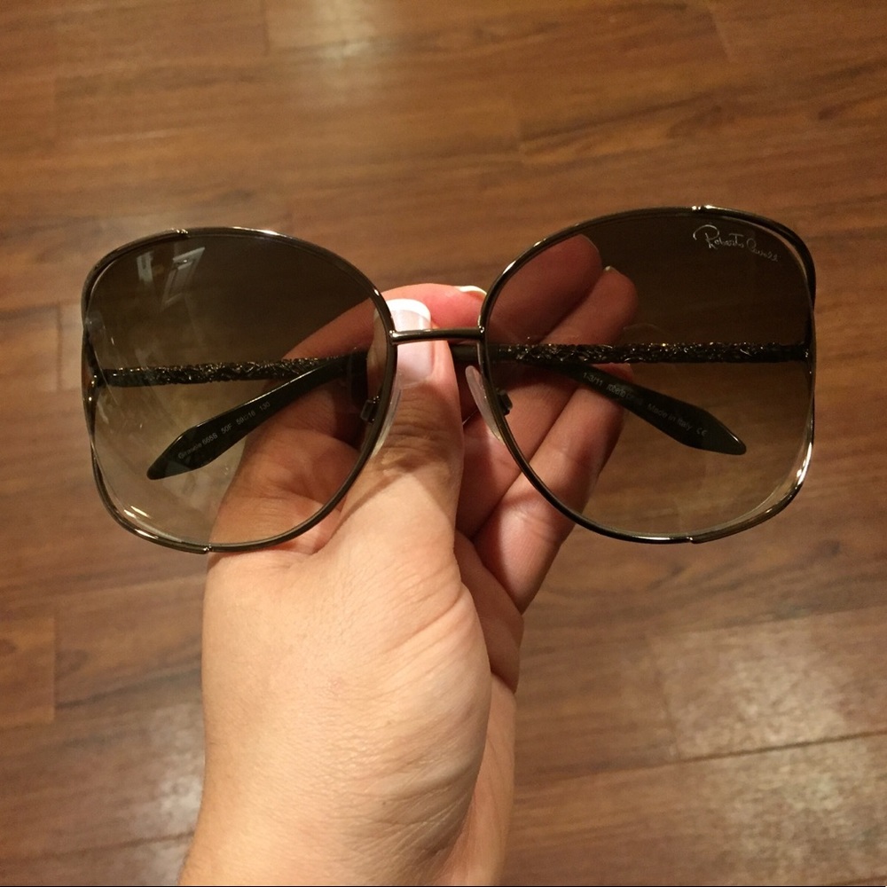 AUTHENTIC ROBERTO CAVALLI SUNGLASSES !!