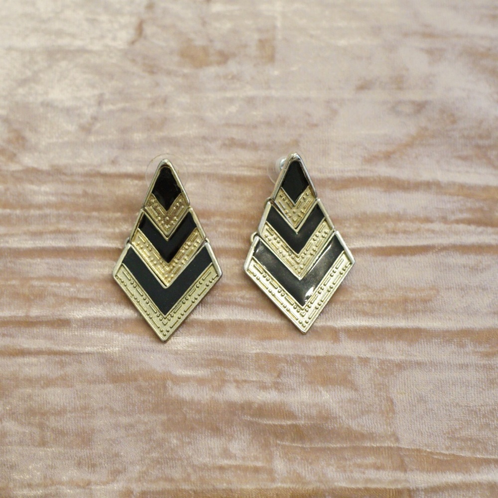 Chevron earrings
