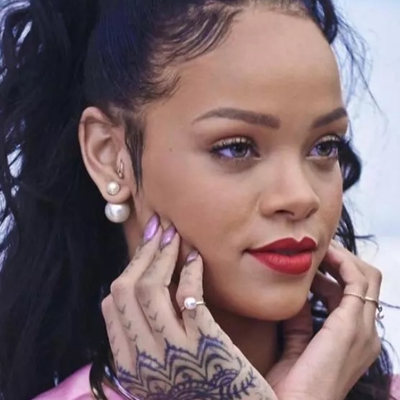 3 for $15 Pearl double sided earrings - Picture 3 of 3