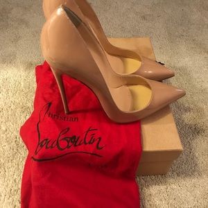 Christian Louboutin Nude So Kate - 39