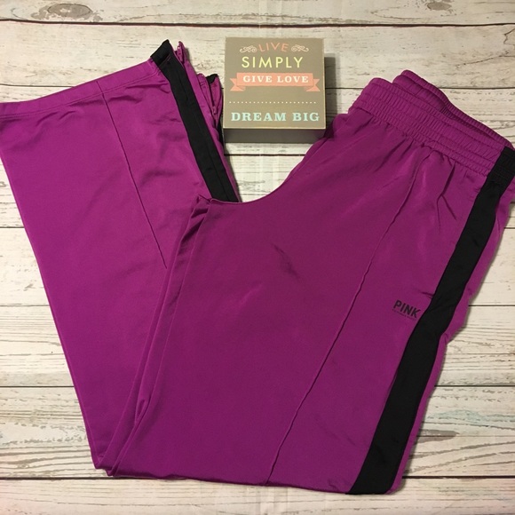 PINK Victoria's Secret Pants - 🏃🏾‍♀️Purple PINK jogger pants with zip legs GUC