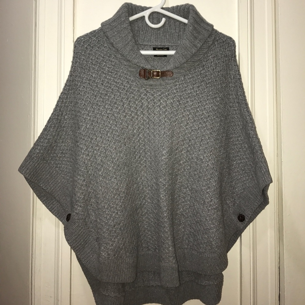 Massimo Dutti ARAN-STYLE KNIT CAPE WITH BUCKLE!