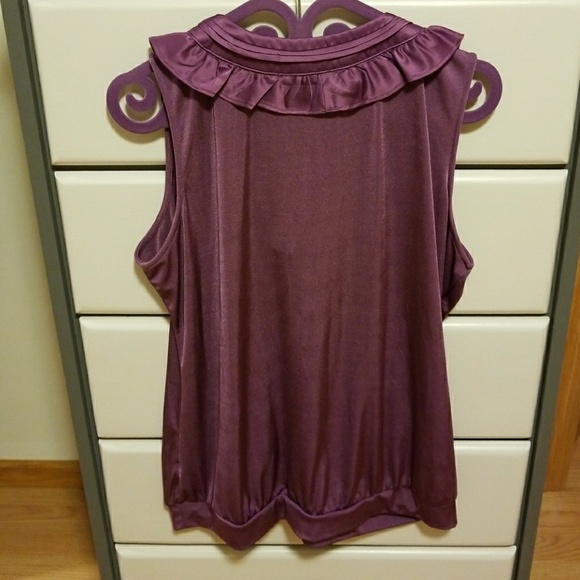 Eggplant tank top - Picture 3 of 3