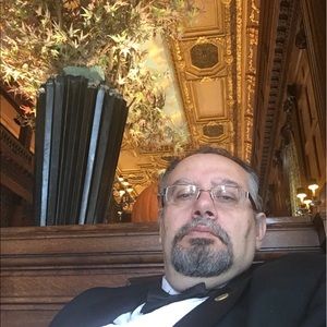 Meet your Posher, Nabil