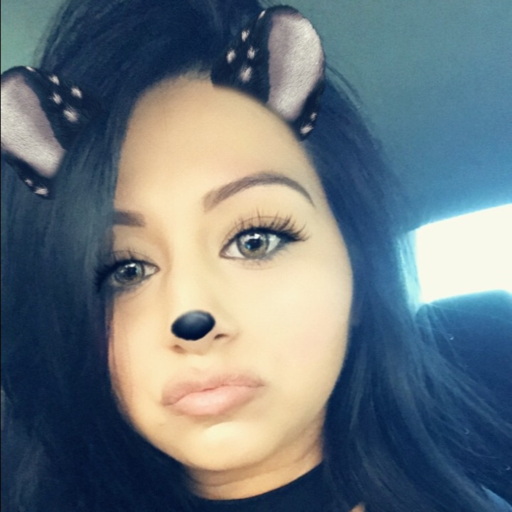 Meet your Posher, Melissa