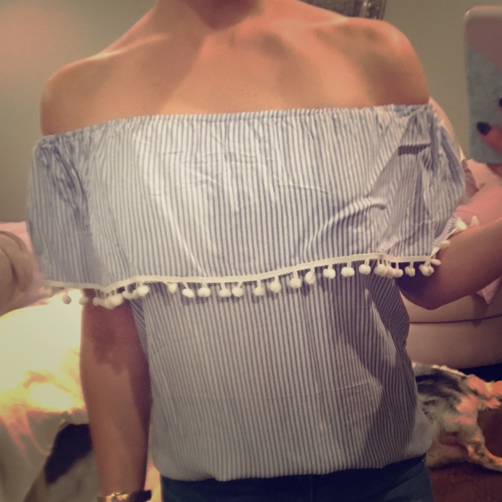 New VICI Dolls Trendy off shoulder Unique Spectrum Top Small
