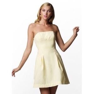 Lilly Pulitzer’s yellow seersucker dress.