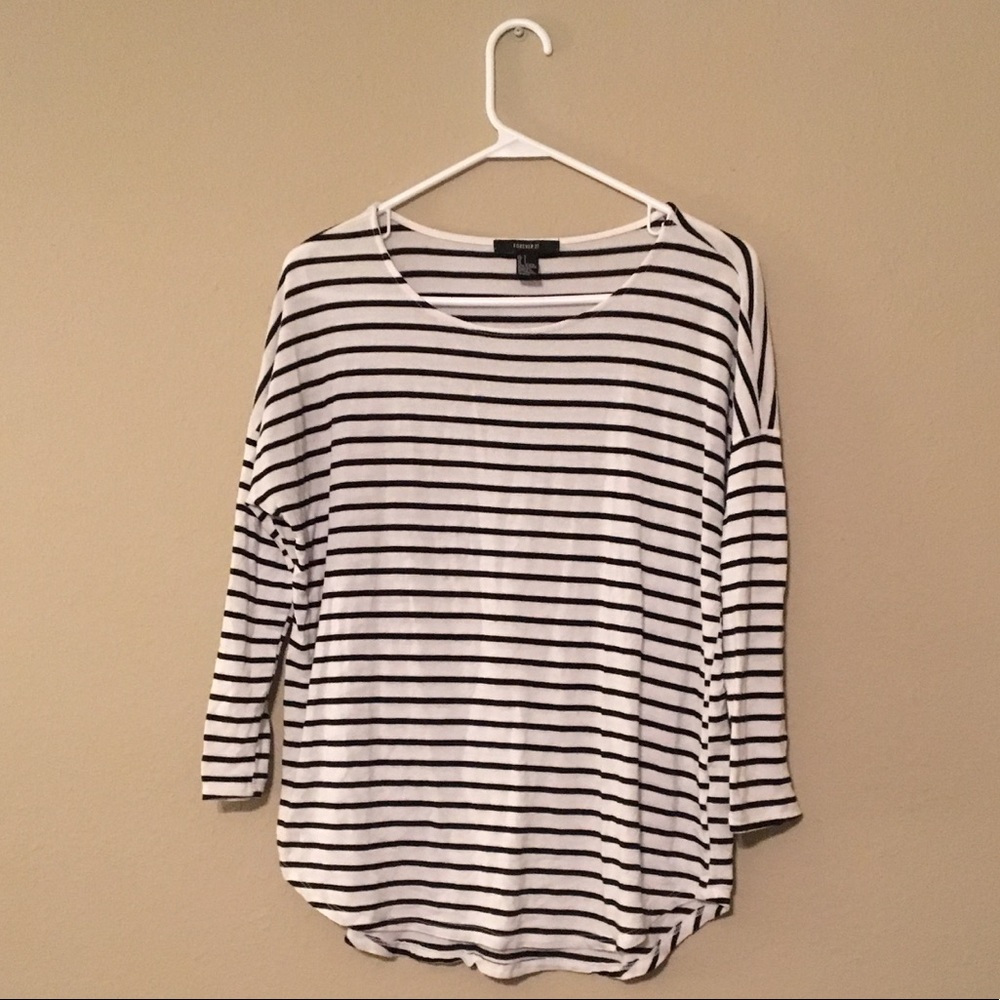 Black and white striped forever 21 long sleeve top