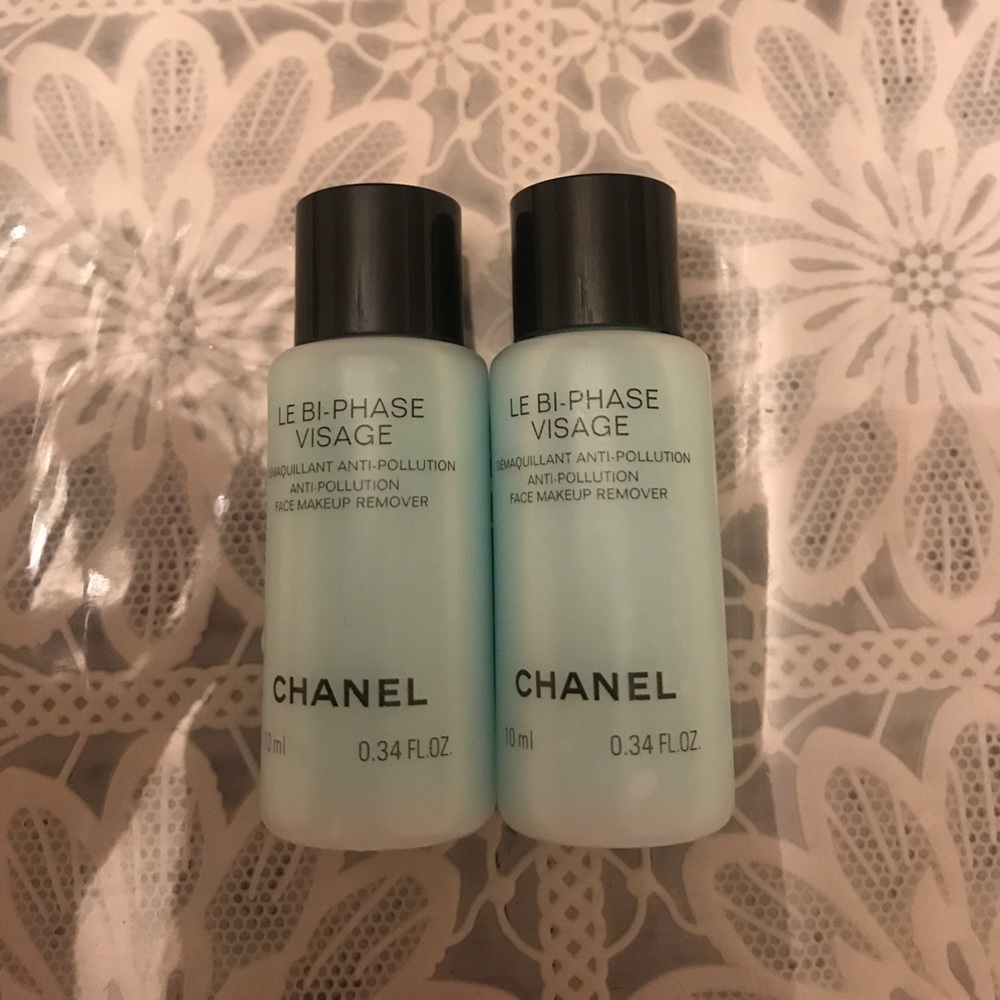 Make up removal  CHANEL