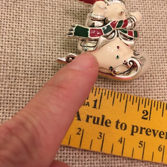 NWT Enamel Snowman On Sled Pin/Pendant Earrings - Picture 4 of 8