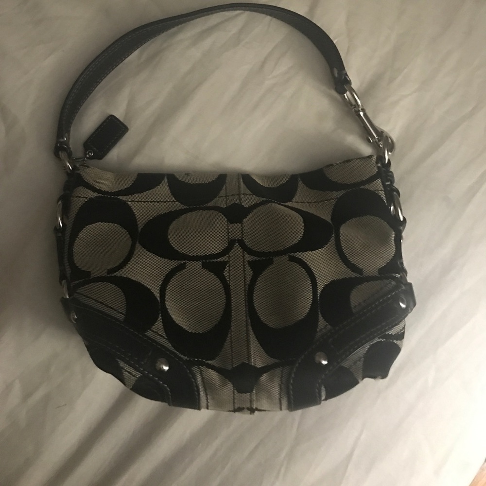 Coach logo small purse