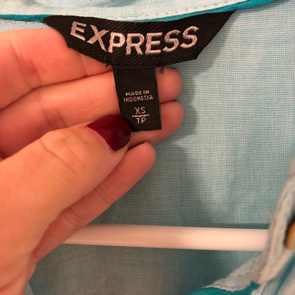 Express button down - Picture 2 of 3