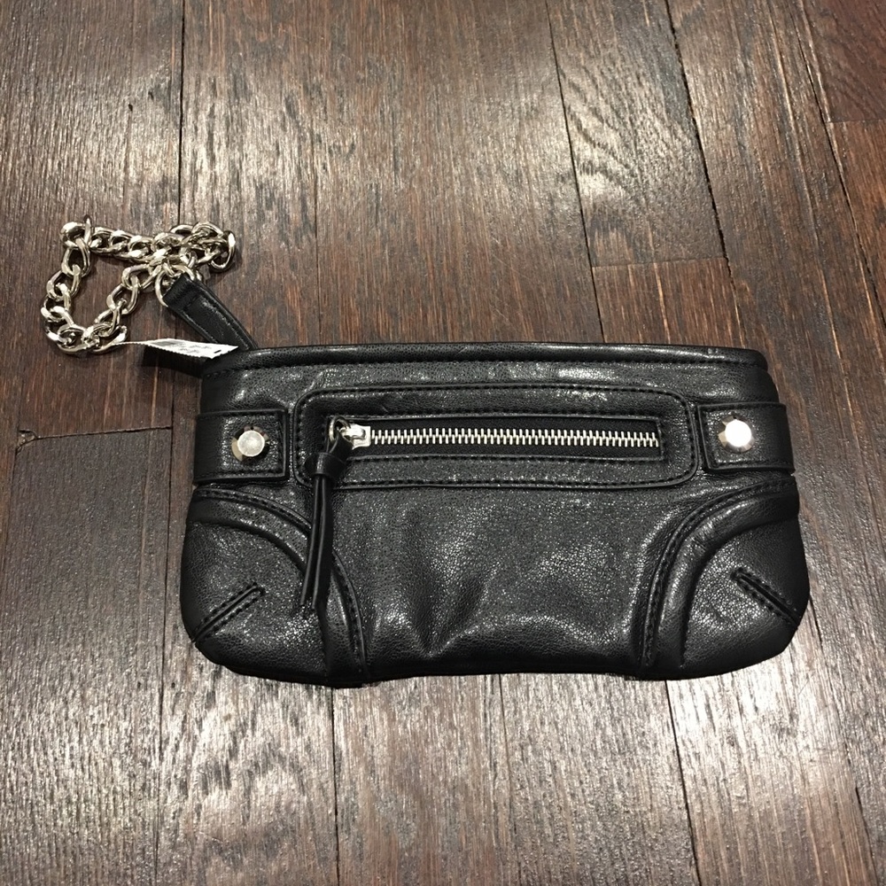 Express Leather Wristlet