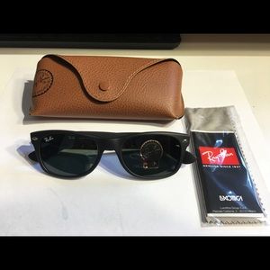 Ray-Ban Unisex Sunglasses