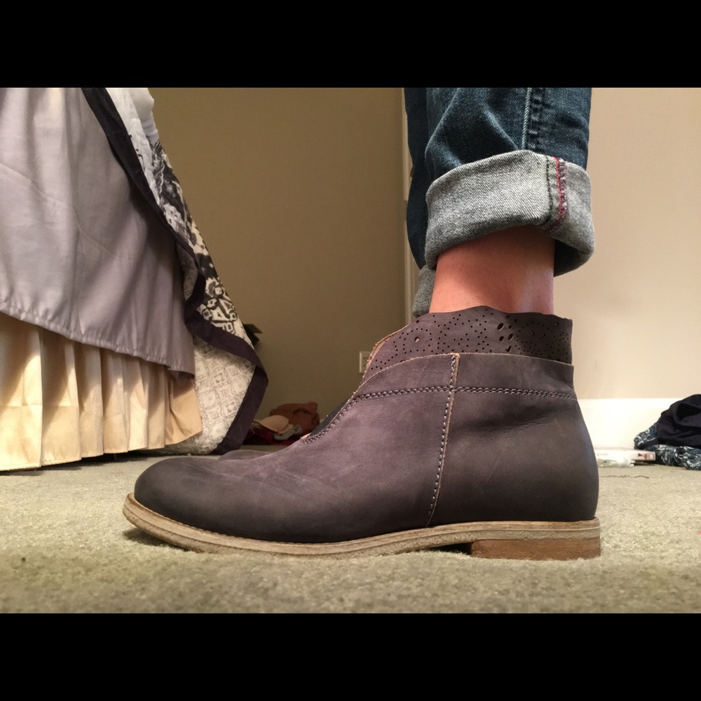 Free People Sundance Blue Ankle Boots!!! Like new!