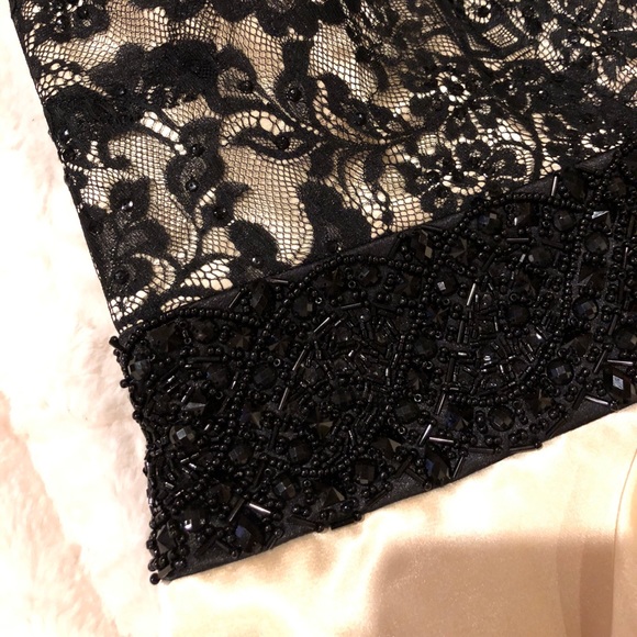 Black and champagne prom dress! - Picture 3 of 7