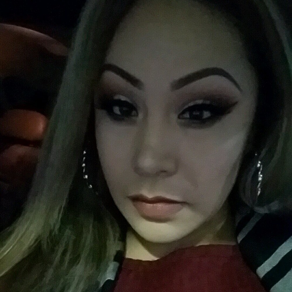 Meet your Posher, Fatima