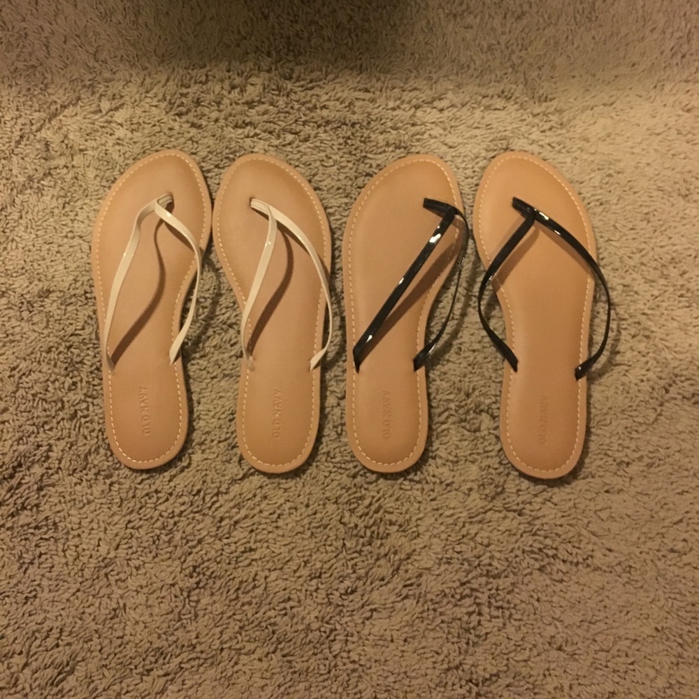 Set of Two Thong Sandals (Black and Tan)