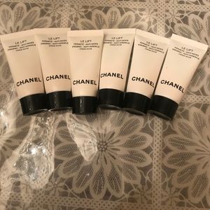 LE LIFT fermete -anti-rides