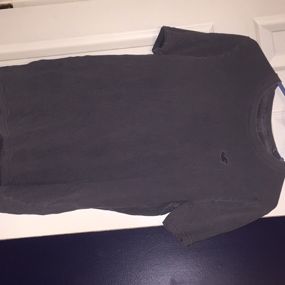 Mens hollister tee shirt