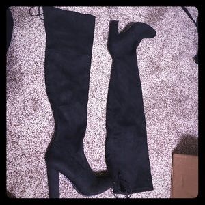 Thigh high black boots🔥