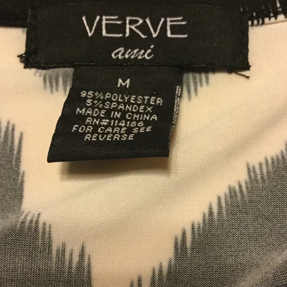 3/4 Length tie waist chevron button down - Picture 4 of 6