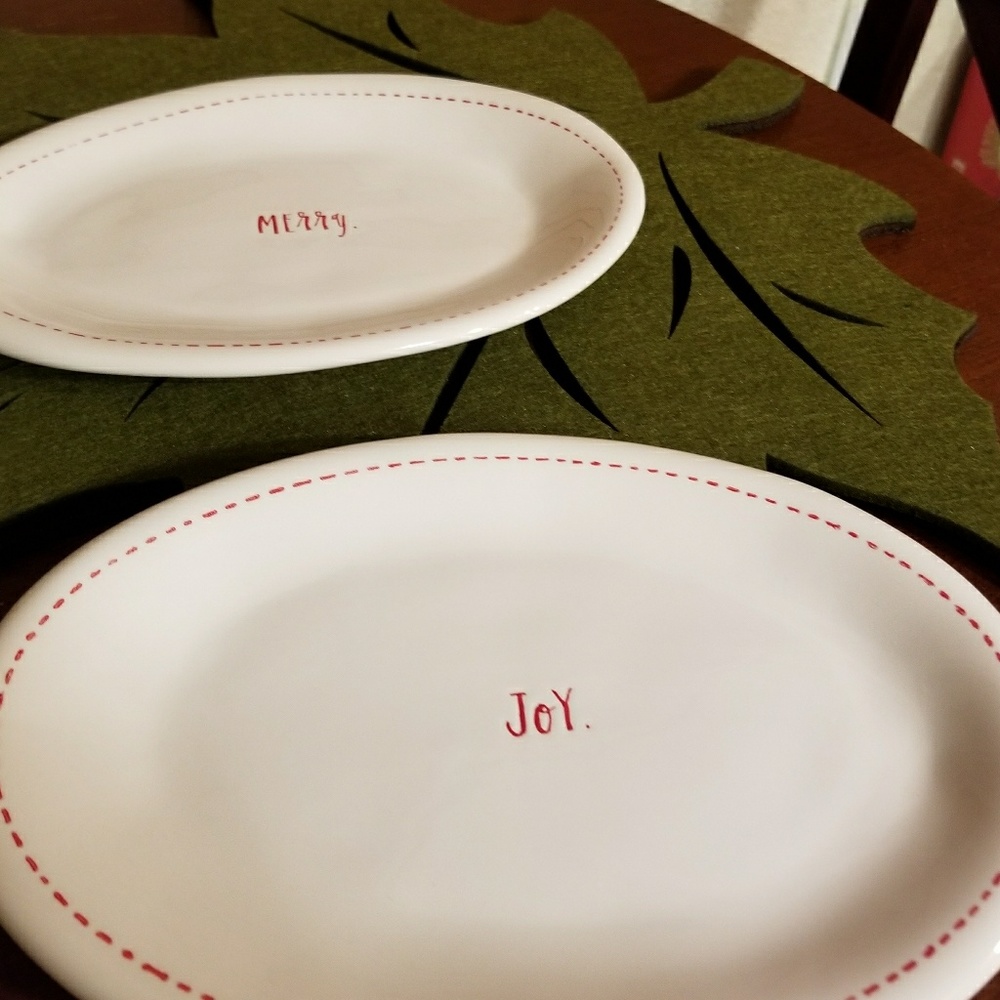 Rae dunn oval holiday plates