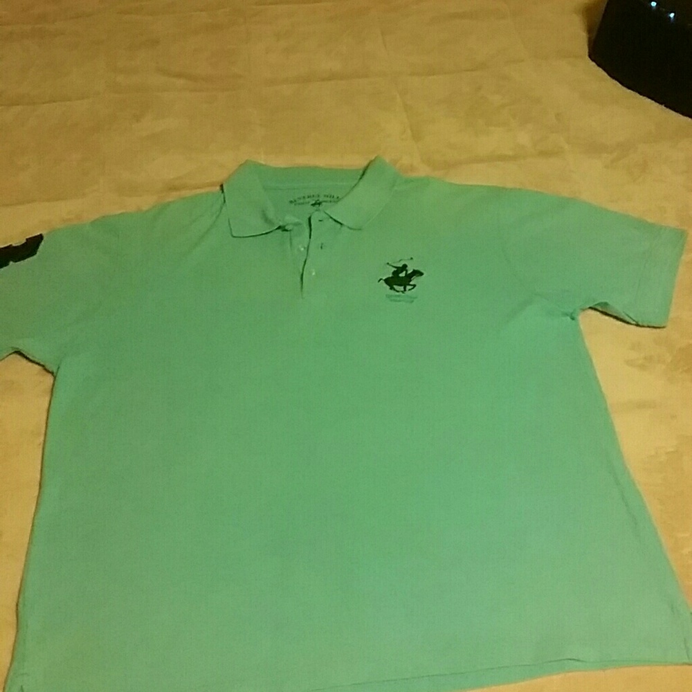 Shirts (2) - Picture 3 of 8