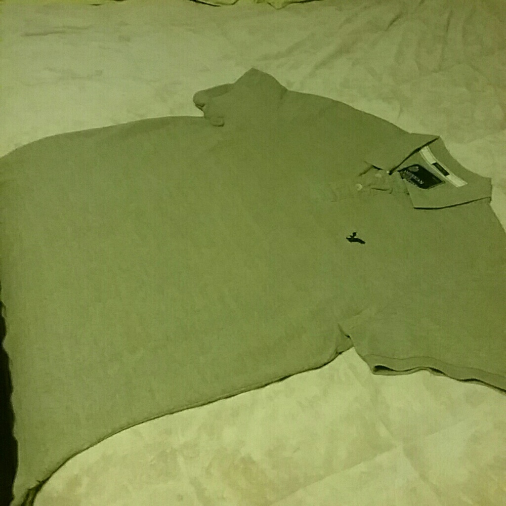 Shirts (2) - Picture 2 of 8