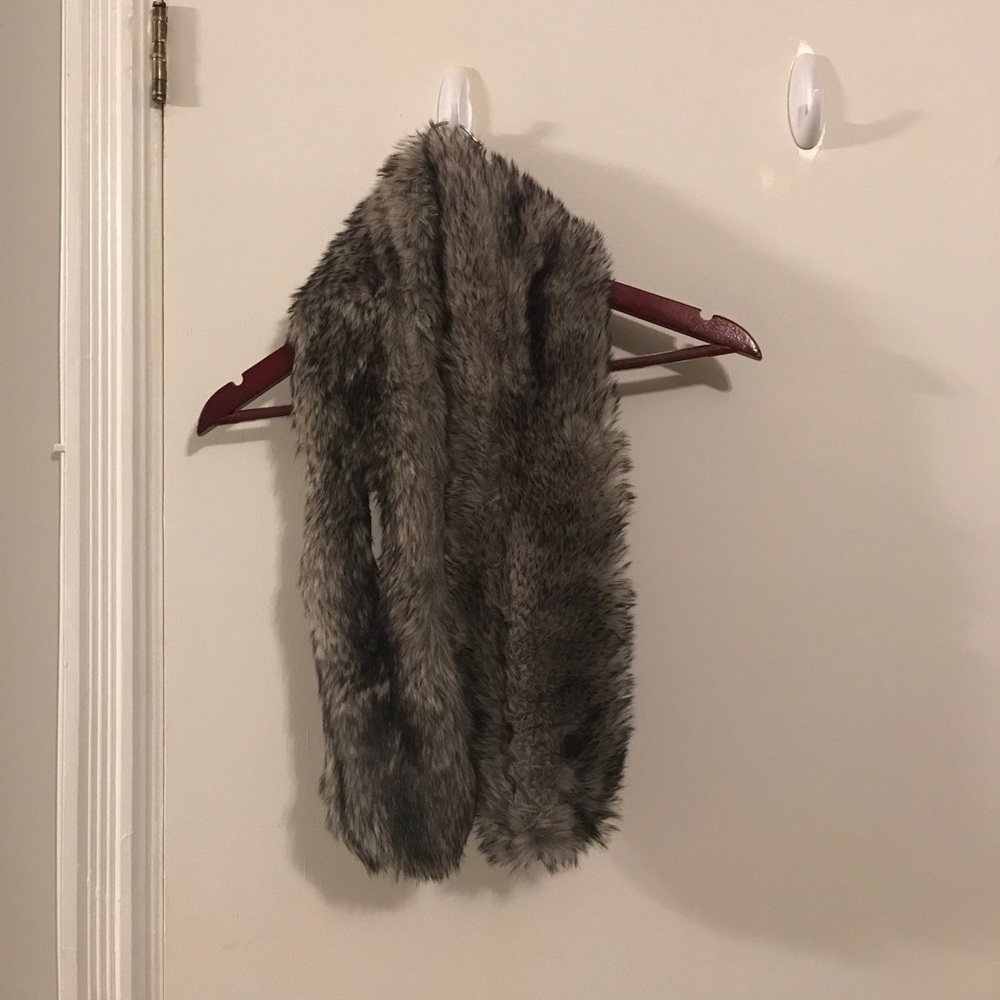 Faux fur scarf
