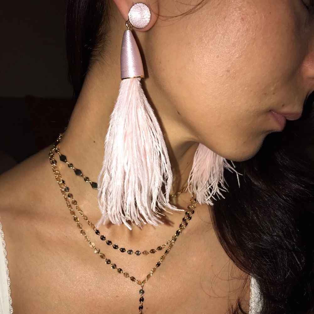 Pink Fluffy Feather Earrings ⚡️✨ - Picture 4 of 7