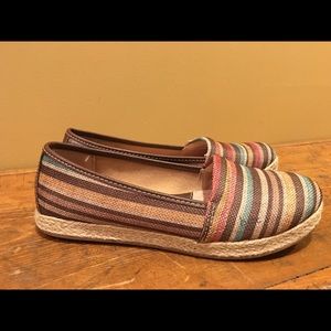 Striped Born Concept slip on’s!