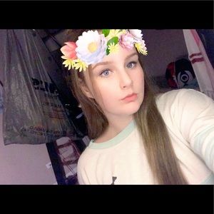 Meet your Posher, Madeline