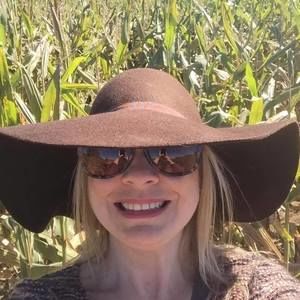 Meet your Posher, Dede