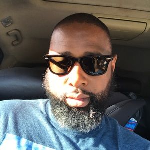 Meet your Posher, Raymond