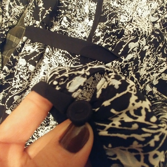 BCBGMAXAZRIA "AZRA" Dress size XXS - Picture 5 of 8