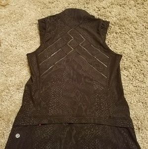 lululemon vest