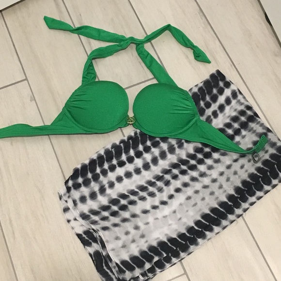 Victoria's Secret Other - Victoria secret Bombshell Swim Top