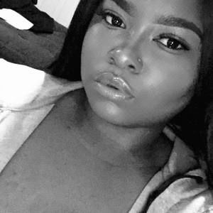 Meet your Posher, Tamara