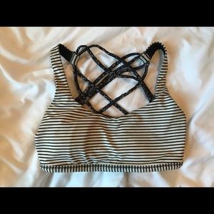 Lulu lemon free to be bra