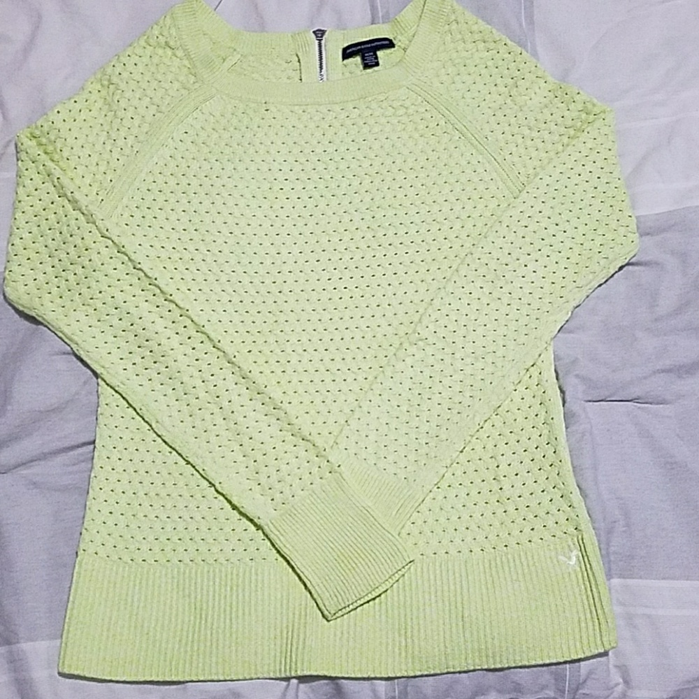 American Eagle Sweater