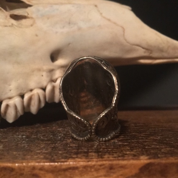 Vintage Silver & Turquoise Large Statement Ring - Picture 7 of 7