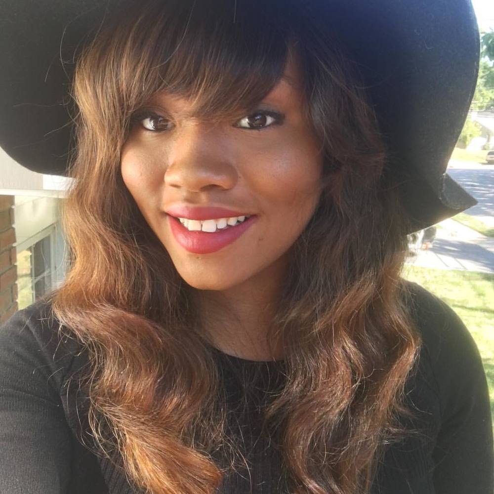 Meet your Posher, Tania