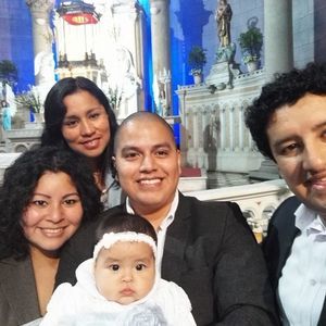 Meet your Posher, Carlos daniel