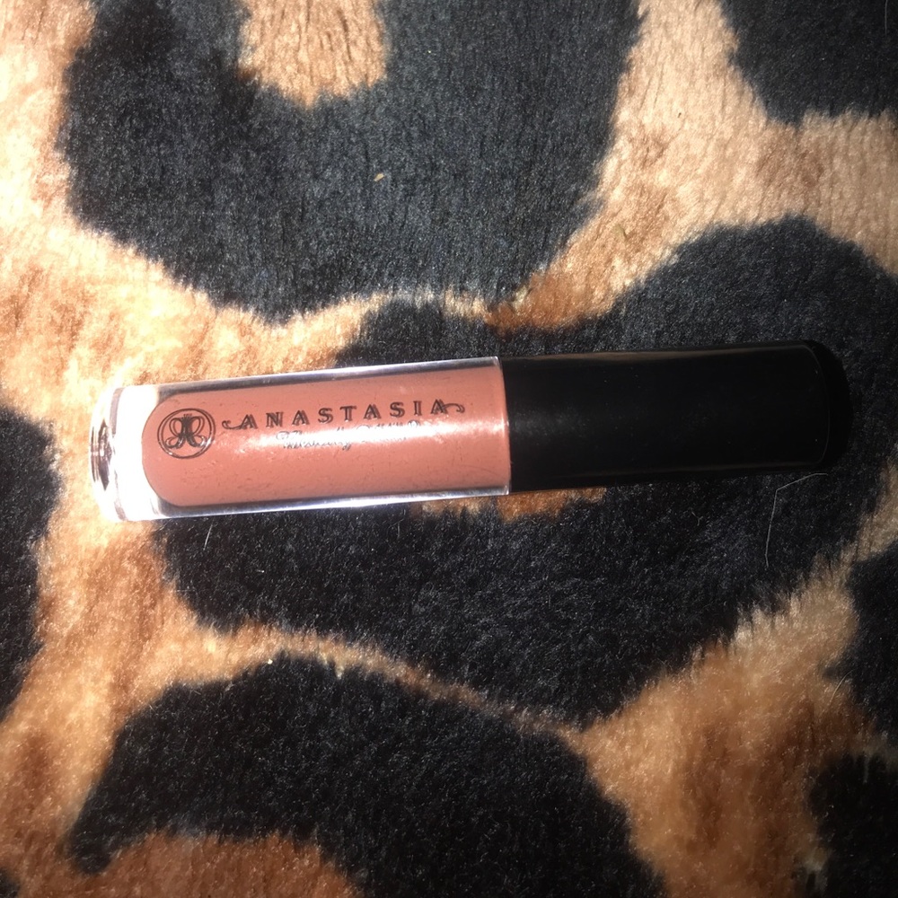ABH lip