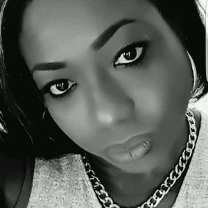 Meet your Posher, Ursula