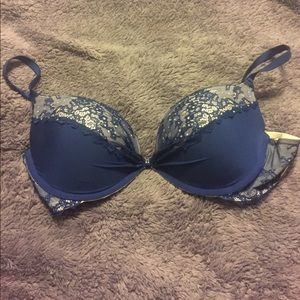 Victoria’s Secret Navy Bra 36C