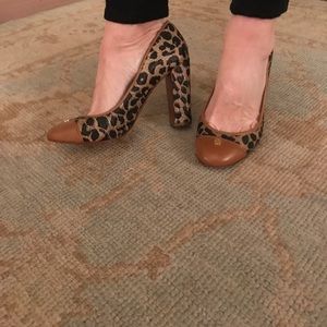 REDUCED TORY BURCH HEELS PRICED REDUCED!!!!!