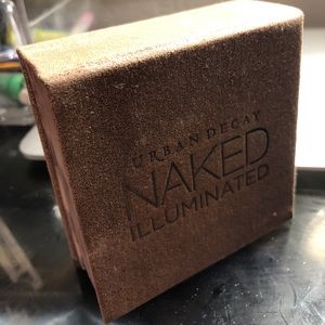 Urban decay naked illuminated in luminous